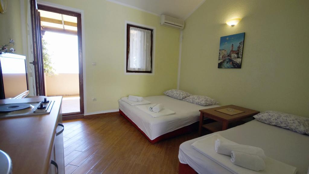 Apartmani Zona Ilha Sveti Stefan Exterior foto