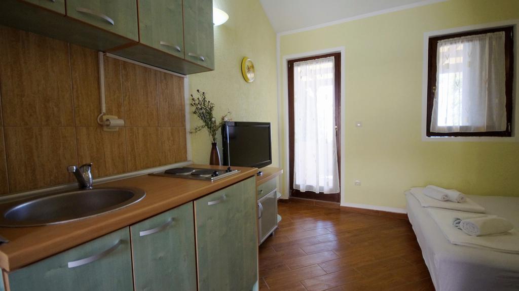 Apartmani Zona Ilha Sveti Stefan Exterior foto