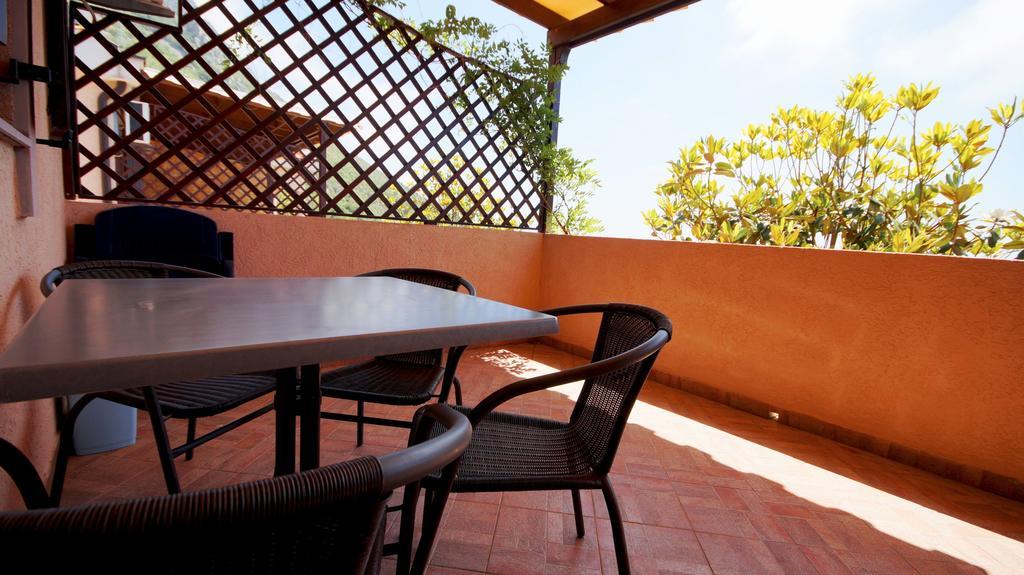 Apartmani Zona Ilha Sveti Stefan Exterior foto
